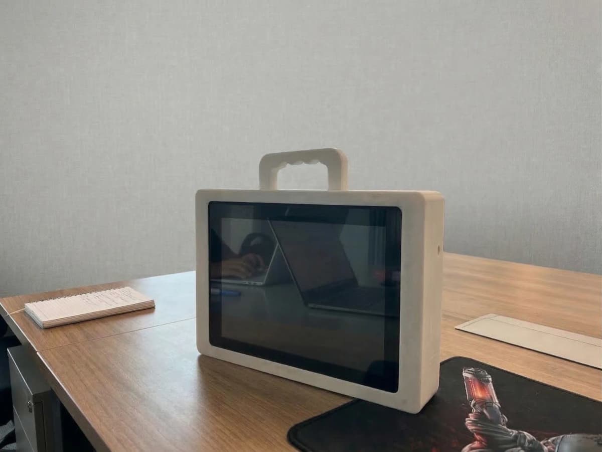 Advanced Medical Parameter Monitoring Kiosk 1