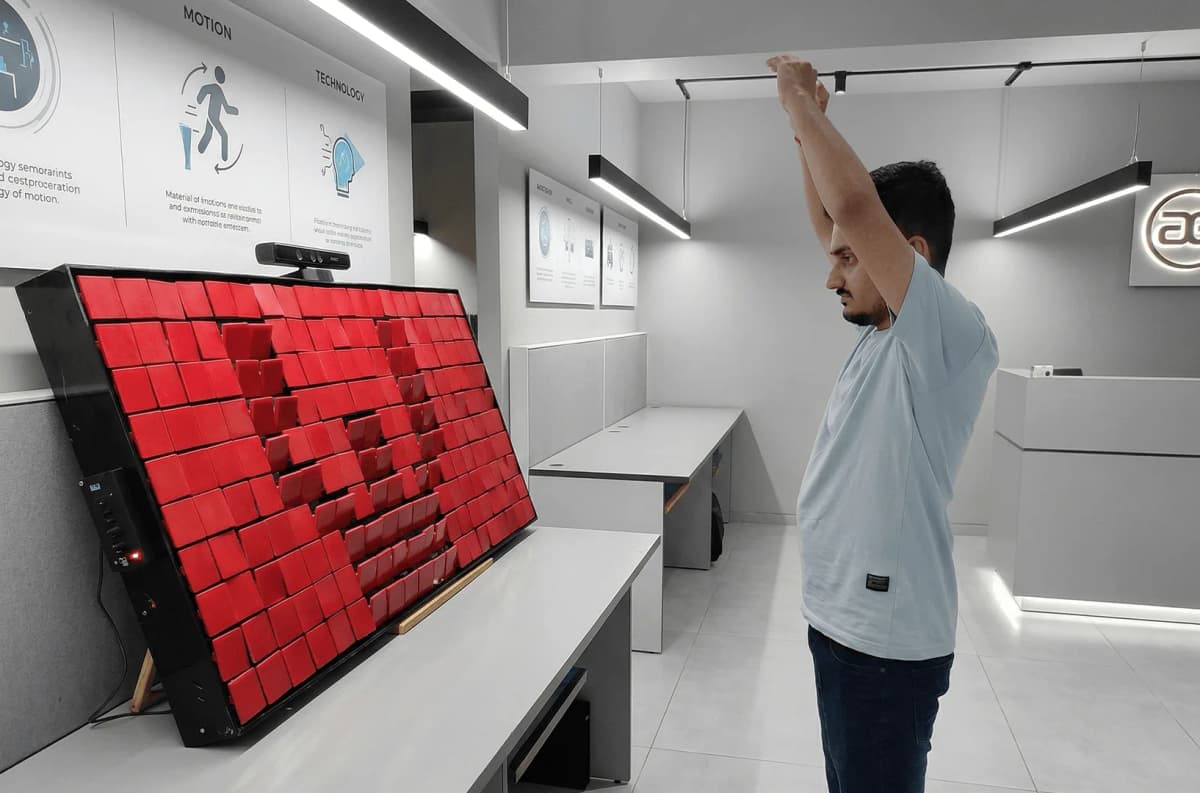 Computer Vision Interactive Gesture-Based Gaming System 4